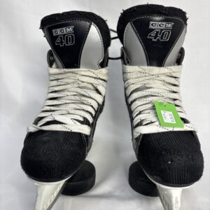 Used CCM 40 Skates Size 4