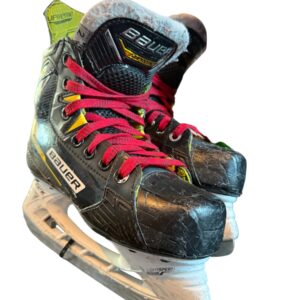 Used Bauer Supreme M4 Skates Size 2EE