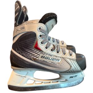 Used Bauer Vapor X0.3 Skates Size Y11