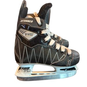 Used CCM Intruder Skates Size Y9