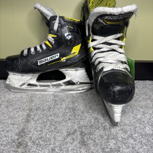 Used Bauer Supreme M4 Skates Size 3D