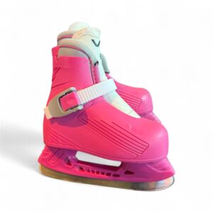 Used Vic Pleasure Skates Y6 / 7 - Pink