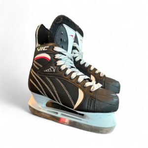 Used Vic Hockey Skates  Size 4