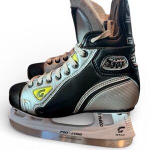 Used Graf Supra 301 Skates Size 3