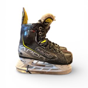 Used Bauer Vapor 3X Skates Size Y12