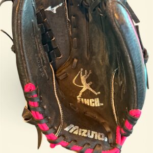 Used Mizuno Finch Glove 11"