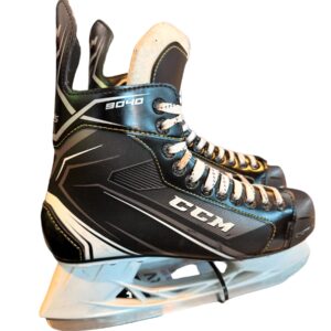 Used CCM Tacks 9040 Skates Size 9.